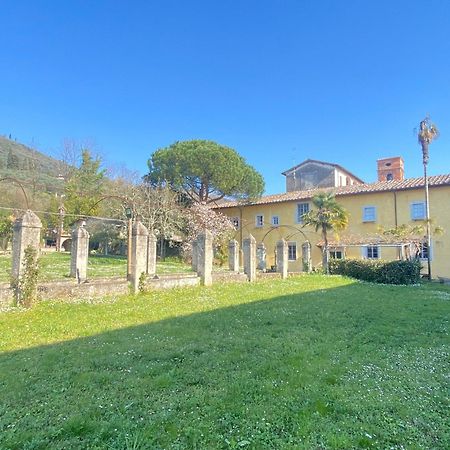 Centro Arti Visive Bed & Breakfast Pietrasanta Exterior photo